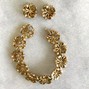 Lucky Trifari 4-Leaf Clover Bracelet & Earrings Set